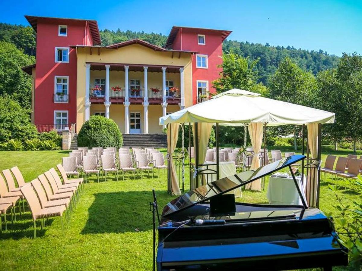 Parkhotel Bad Schandau Mit Spa Exterior photo