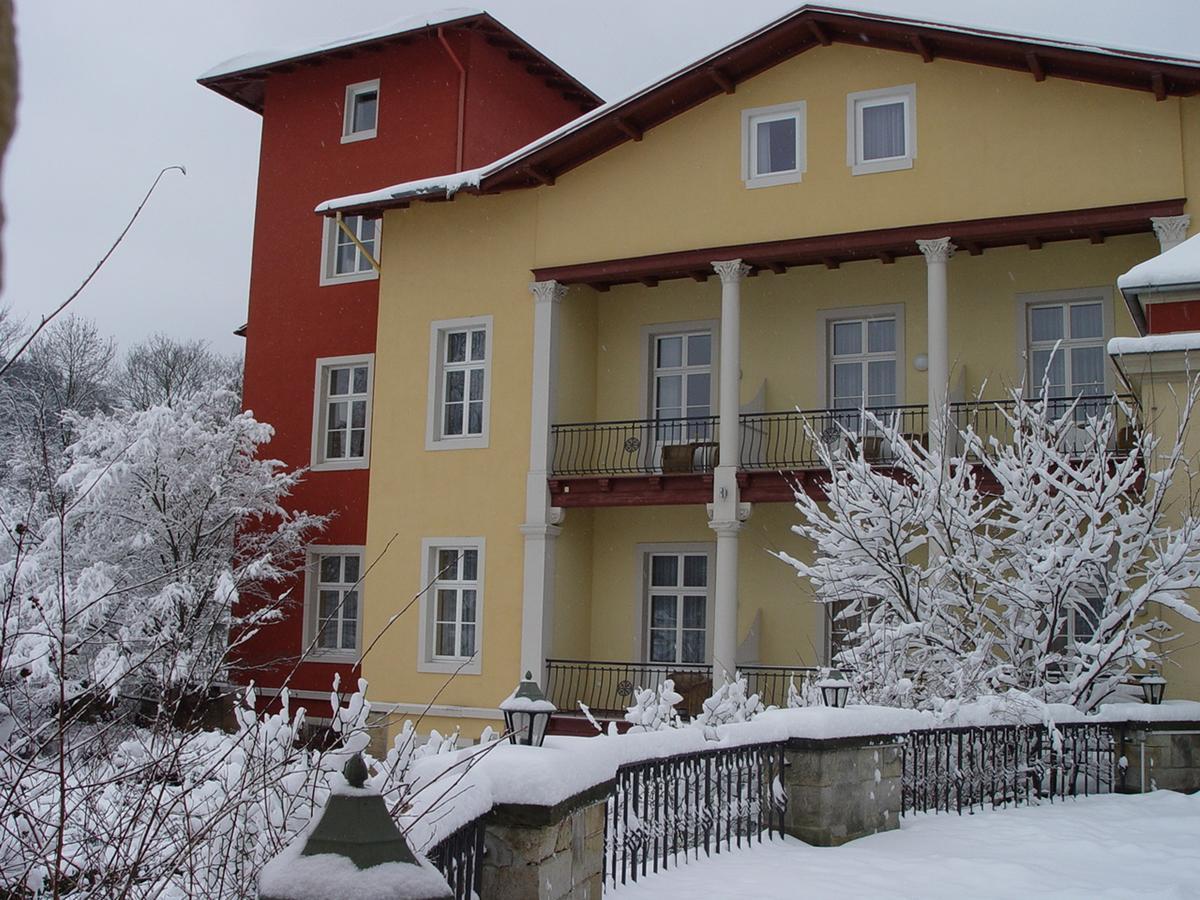 Parkhotel Bad Schandau Mit Spa Exterior photo