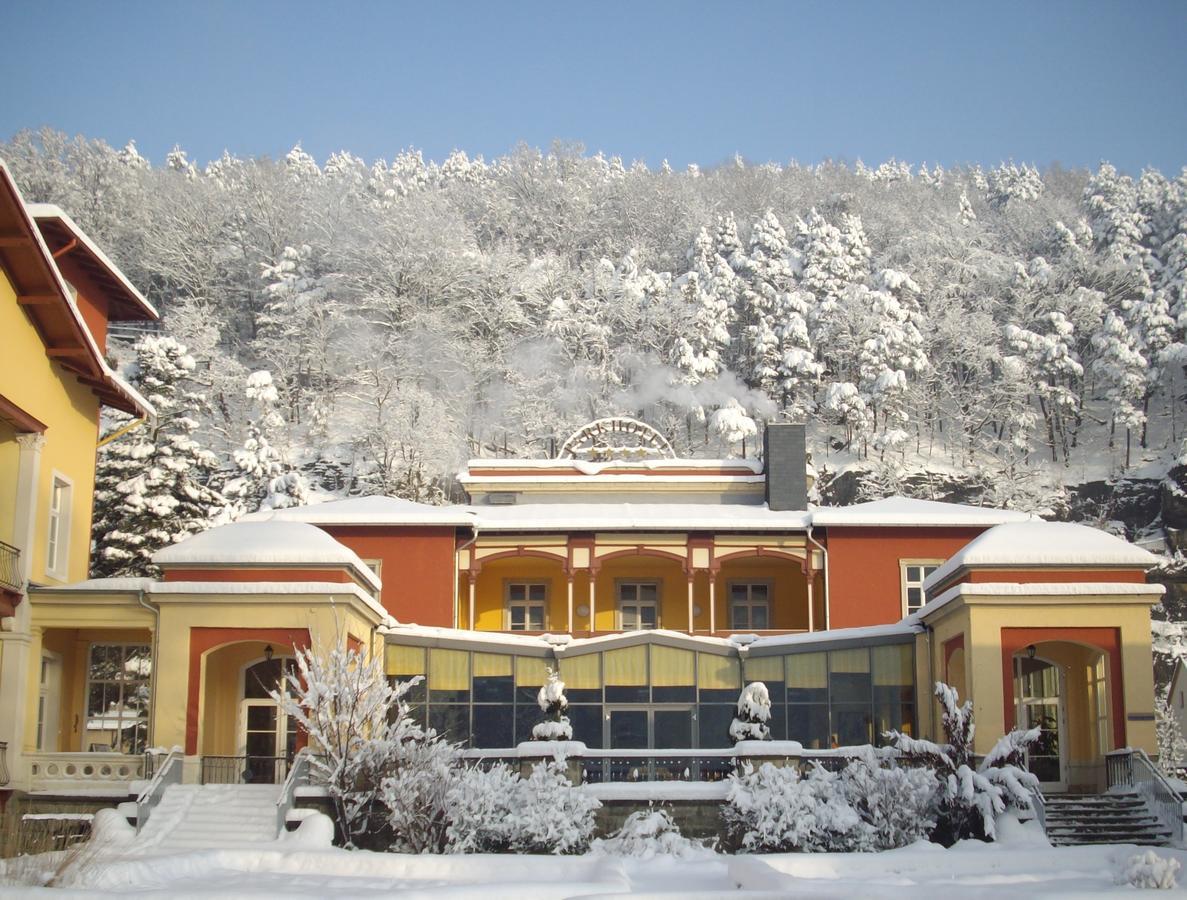 Parkhotel Bad Schandau Mit Spa Exterior photo