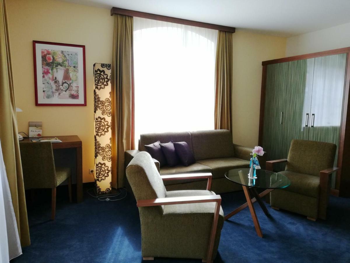Parkhotel Bad Schandau Mit Spa Exterior photo